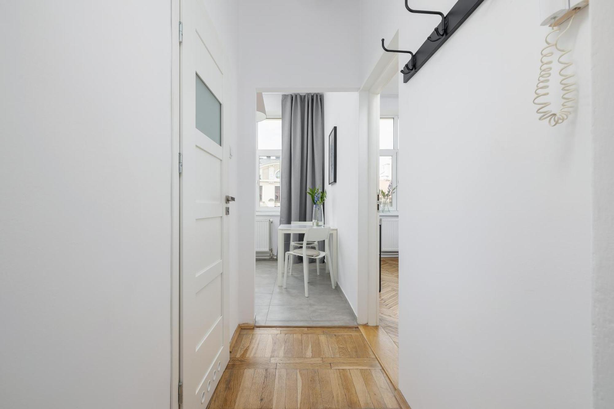1-Bedroom Apartment - Dluga 65 Street Krakow Bagian luar foto