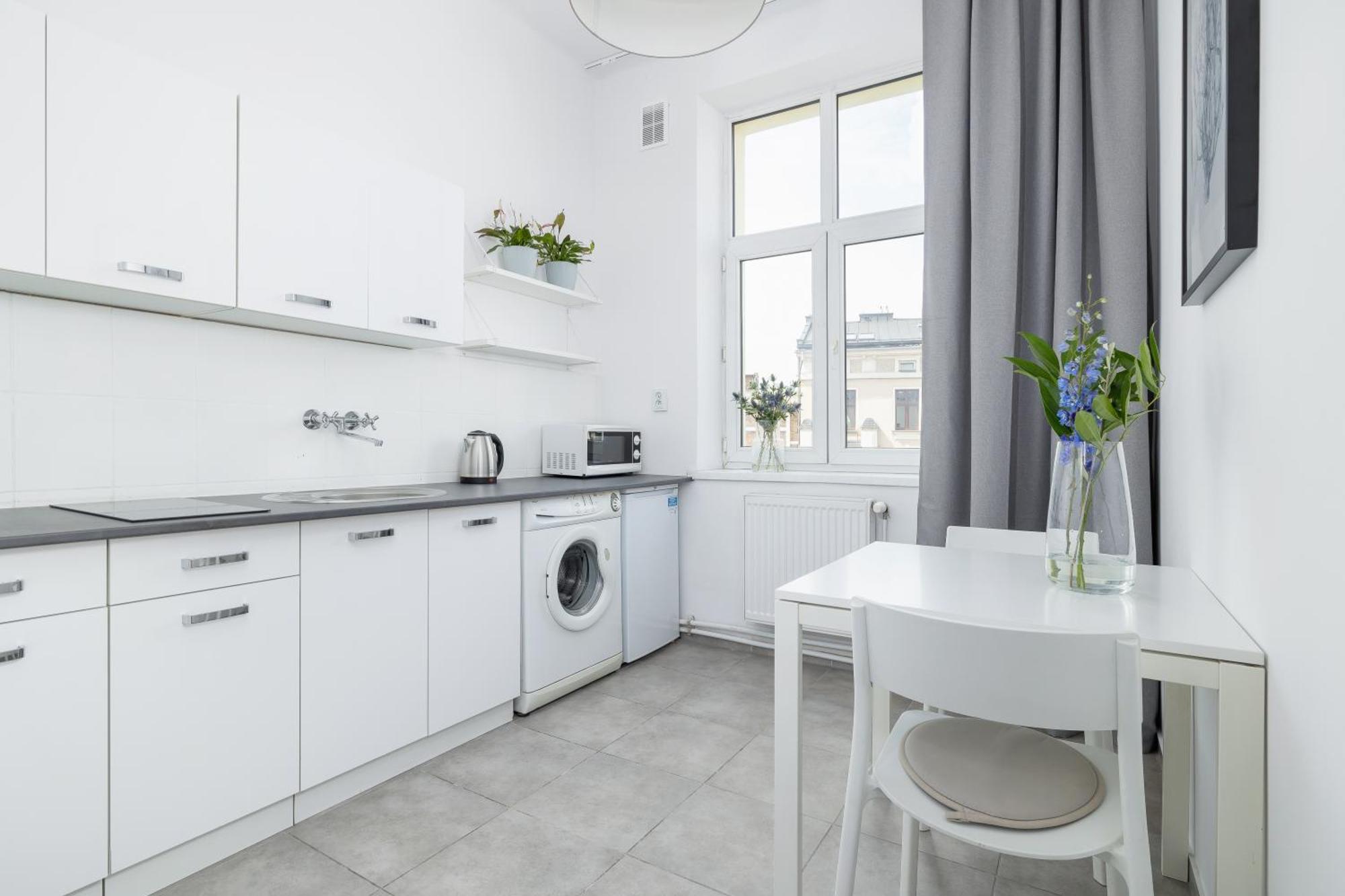 1-Bedroom Apartment - Dluga 65 Street Krakow Bagian luar foto