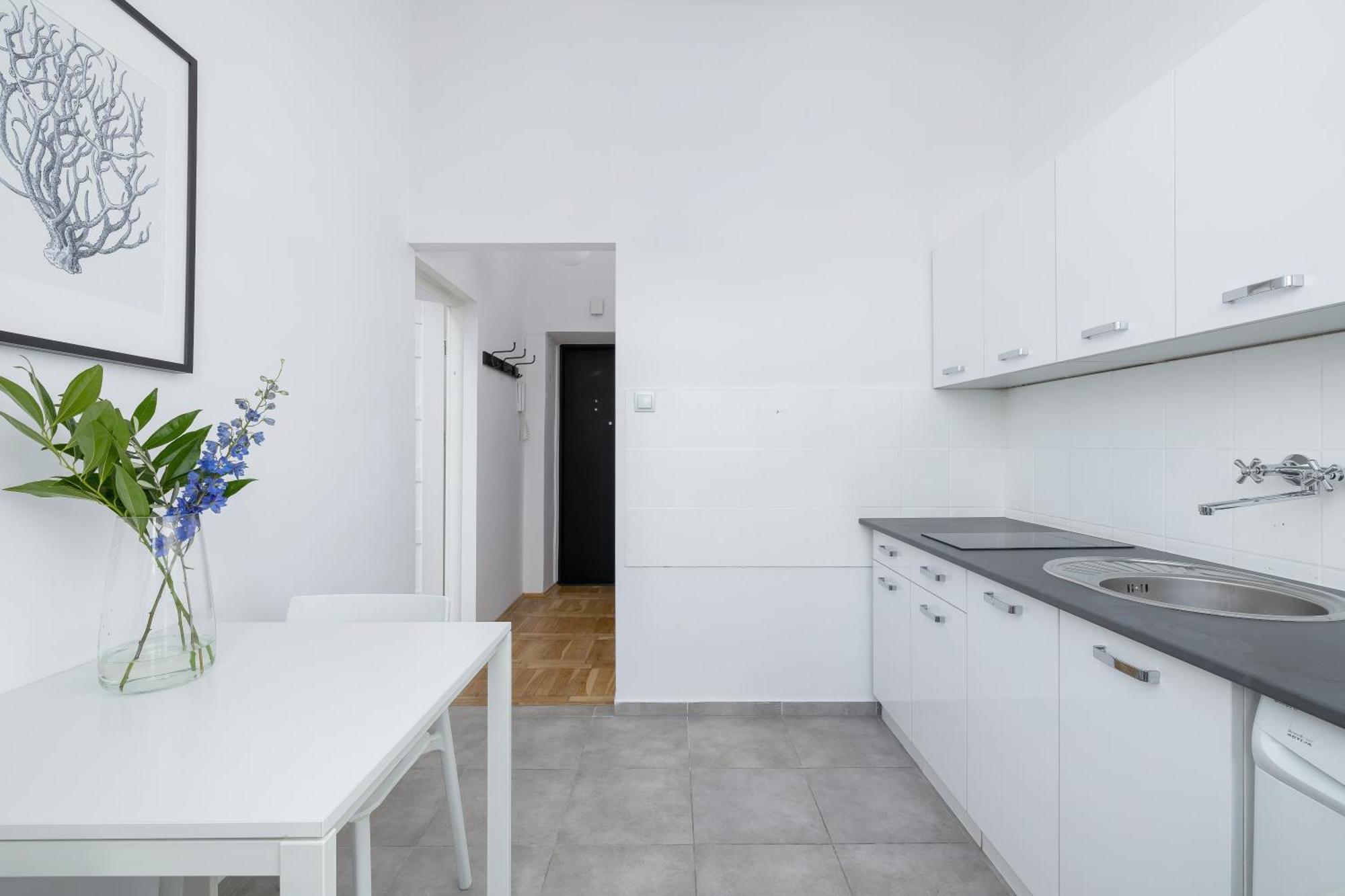 1-Bedroom Apartment - Dluga 65 Street Krakow Bagian luar foto